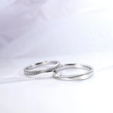 The Möbius Milgrain Diamond Band Women's Wedding Bands