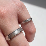 The Satin-Finished Center Band Men's Wedding Bands