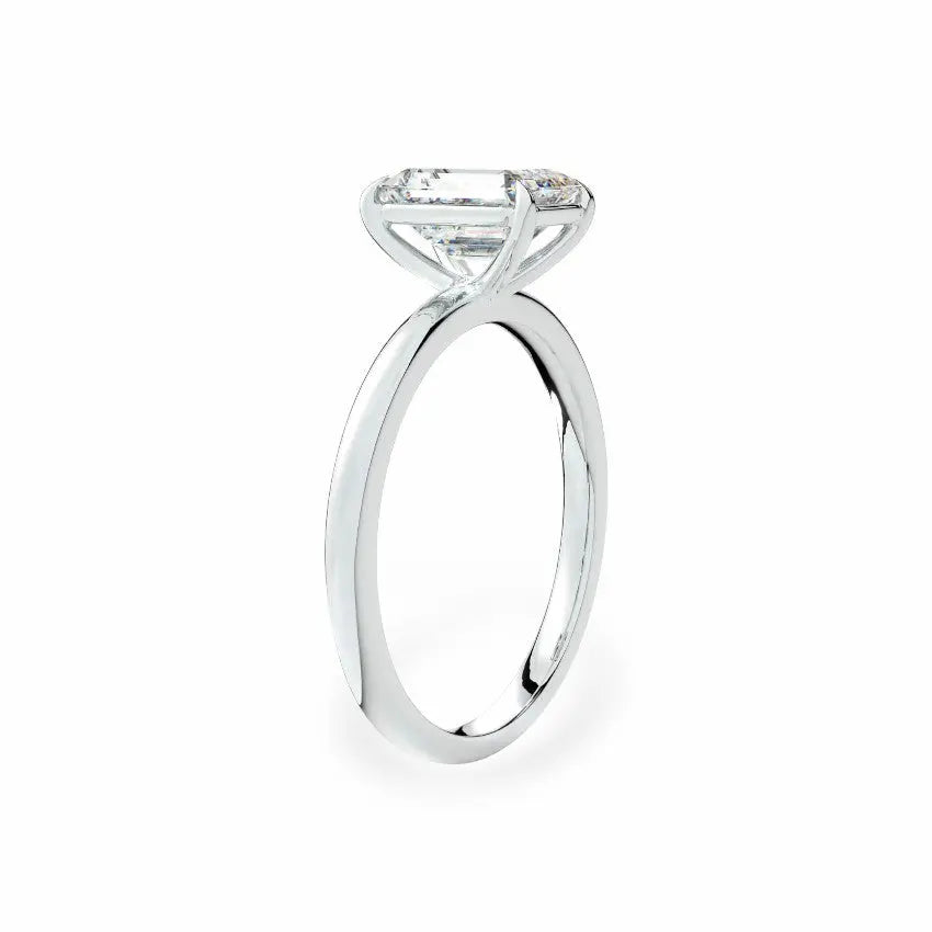 The Traditional Solitaire Engagement Ring Engagement Rings